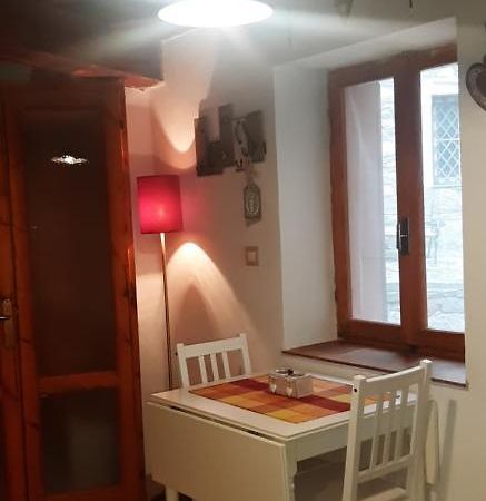 Ca' Du Barbe: Tra Le Alpi E Il Mare Villa Mendatica Dış mekan fotoğraf