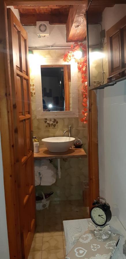 Ca' Du Barbe: Tra Le Alpi E Il Mare Villa Mendatica Dış mekan fotoğraf